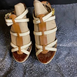 Jessica Simpson Wedges